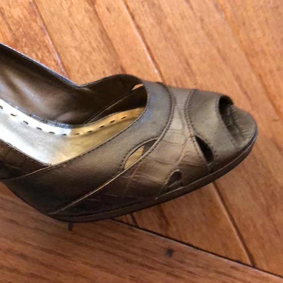 Gianni Bini Myst peep toe pump with buckle - Picture 3 of 5